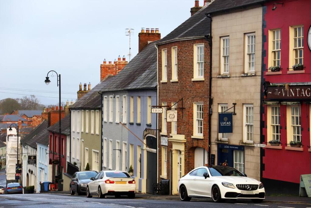 Royal Hillsborough Village Luxury Townhouse ภายนอก รูปภาพ