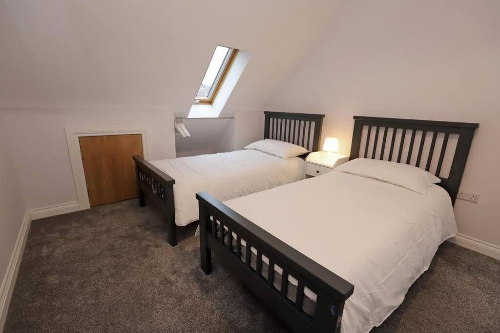 Royal Hillsborough Village Luxury Townhouse ภายนอก รูปภาพ