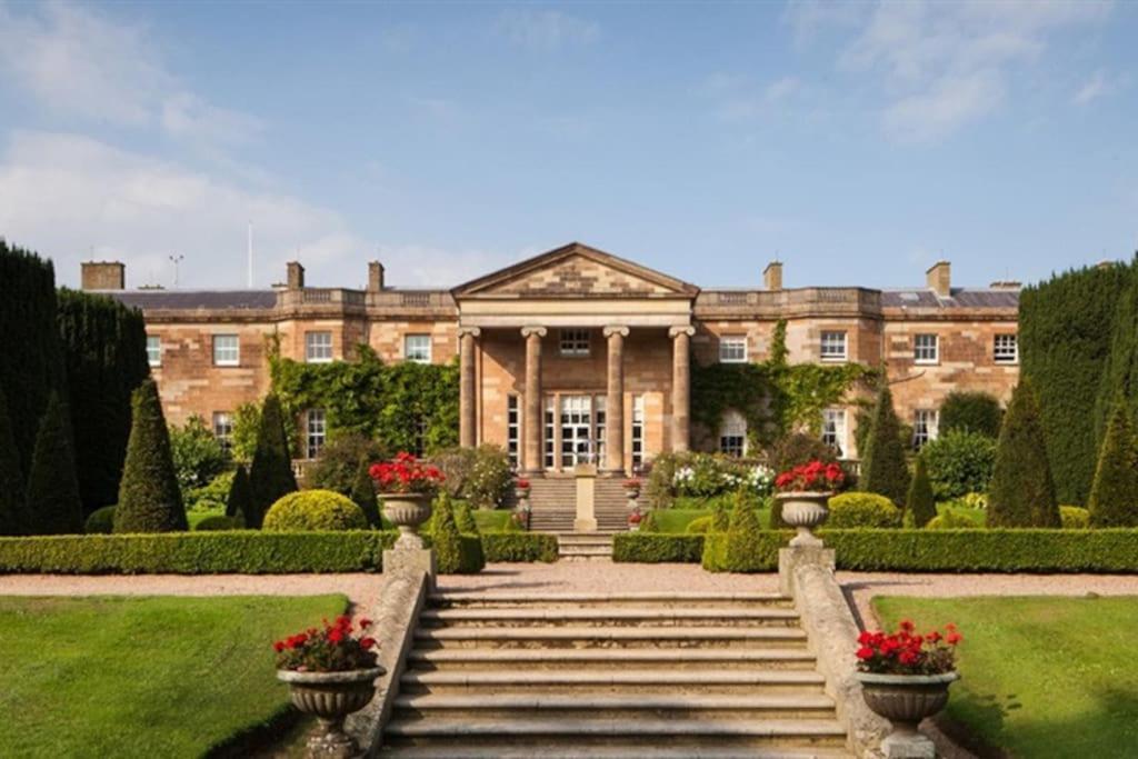 Royal Hillsborough Village Luxury Townhouse ภายนอก รูปภาพ